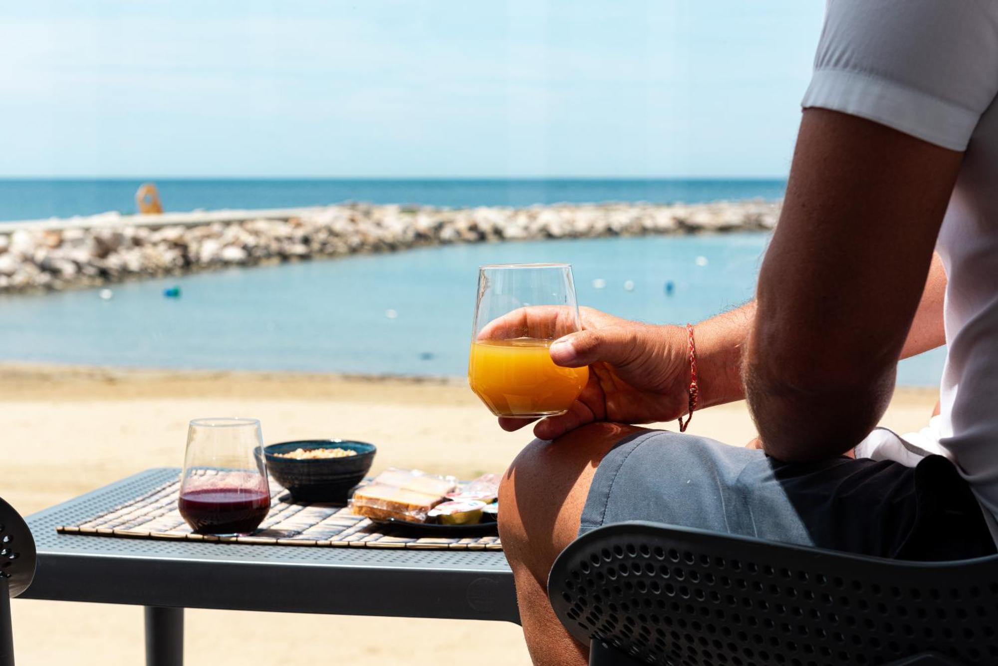 Marina Bay Beach Suites Peschici Exteriör bild